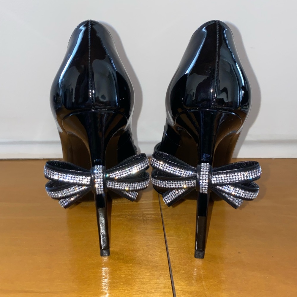 Saint Laurent patent bow-back